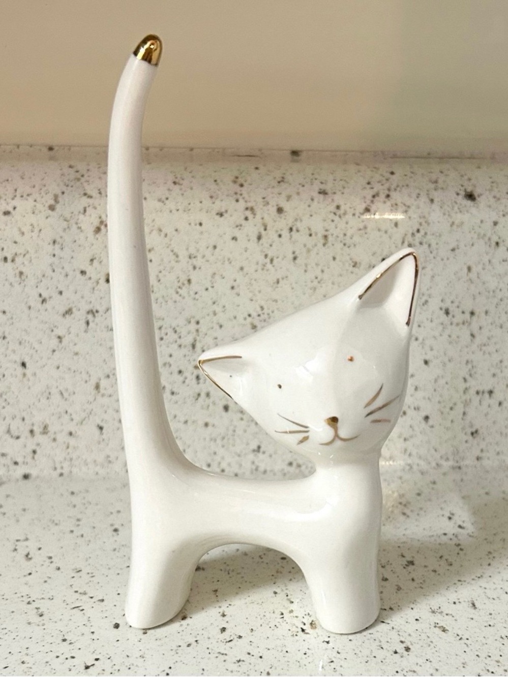 White Porcelain Cat Ring Holder
